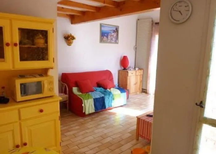 Mitoyenne Dans Calme Avec Piscine Parking - Fr-1-607-33